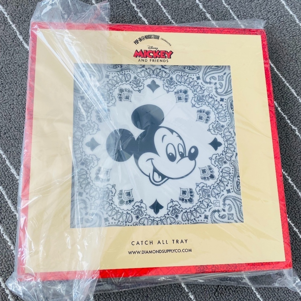 Diamond Supply Co. - Disney's Mickey and Friends Catch All Tray, Brand New!